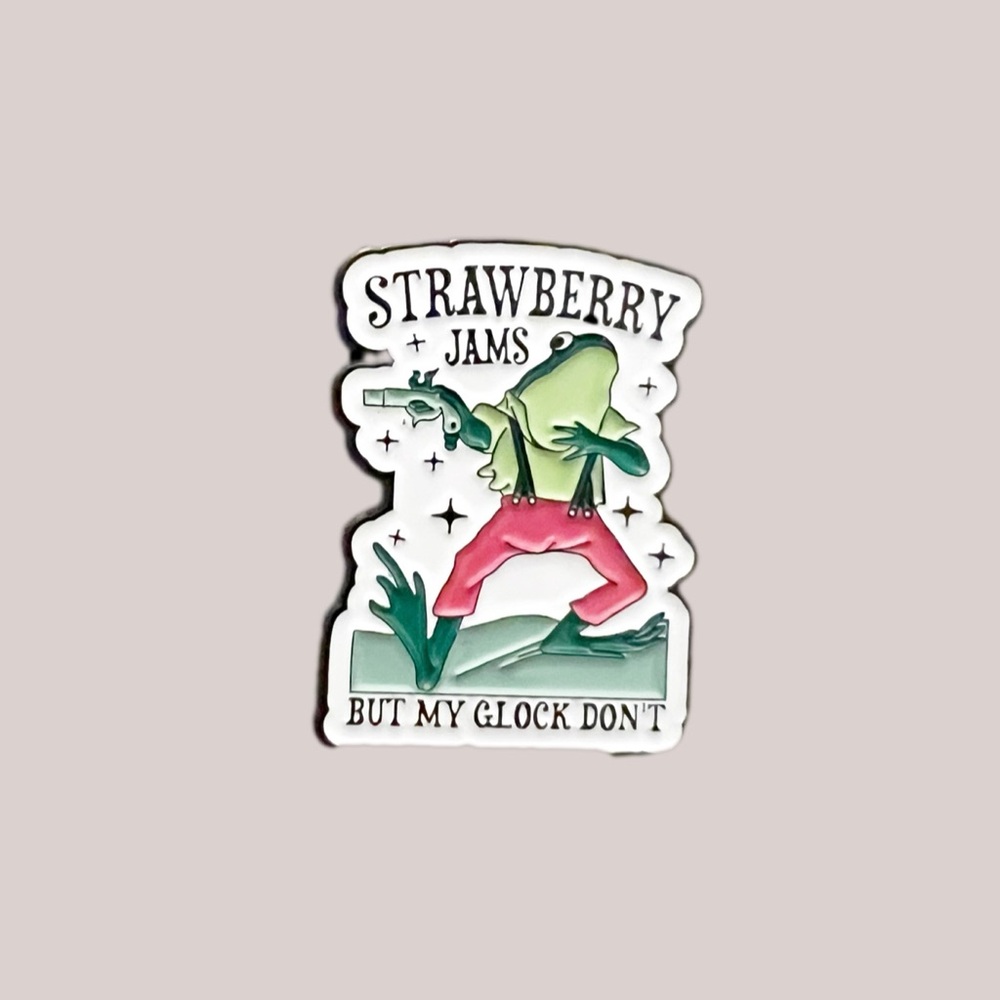 Funny Frog Enamel Pin – “Strawberry Jams But My Glock Don’t”